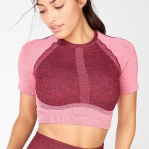 💓Fabletics Helena Seamless Crop Top